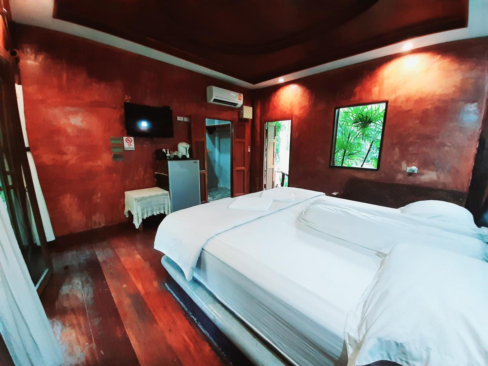Tuaprodhome Khao Lak Room photo